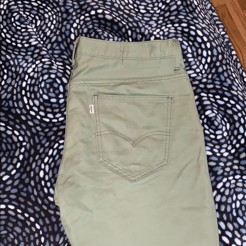 Levi Olive green straight pants